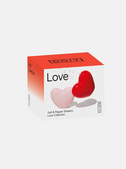 Salt & Pepper shakers - LOVE | Doiydesign