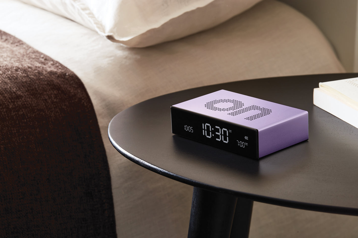 Digitale wekker Flip Classic - Premium - Light Purple | Lexon