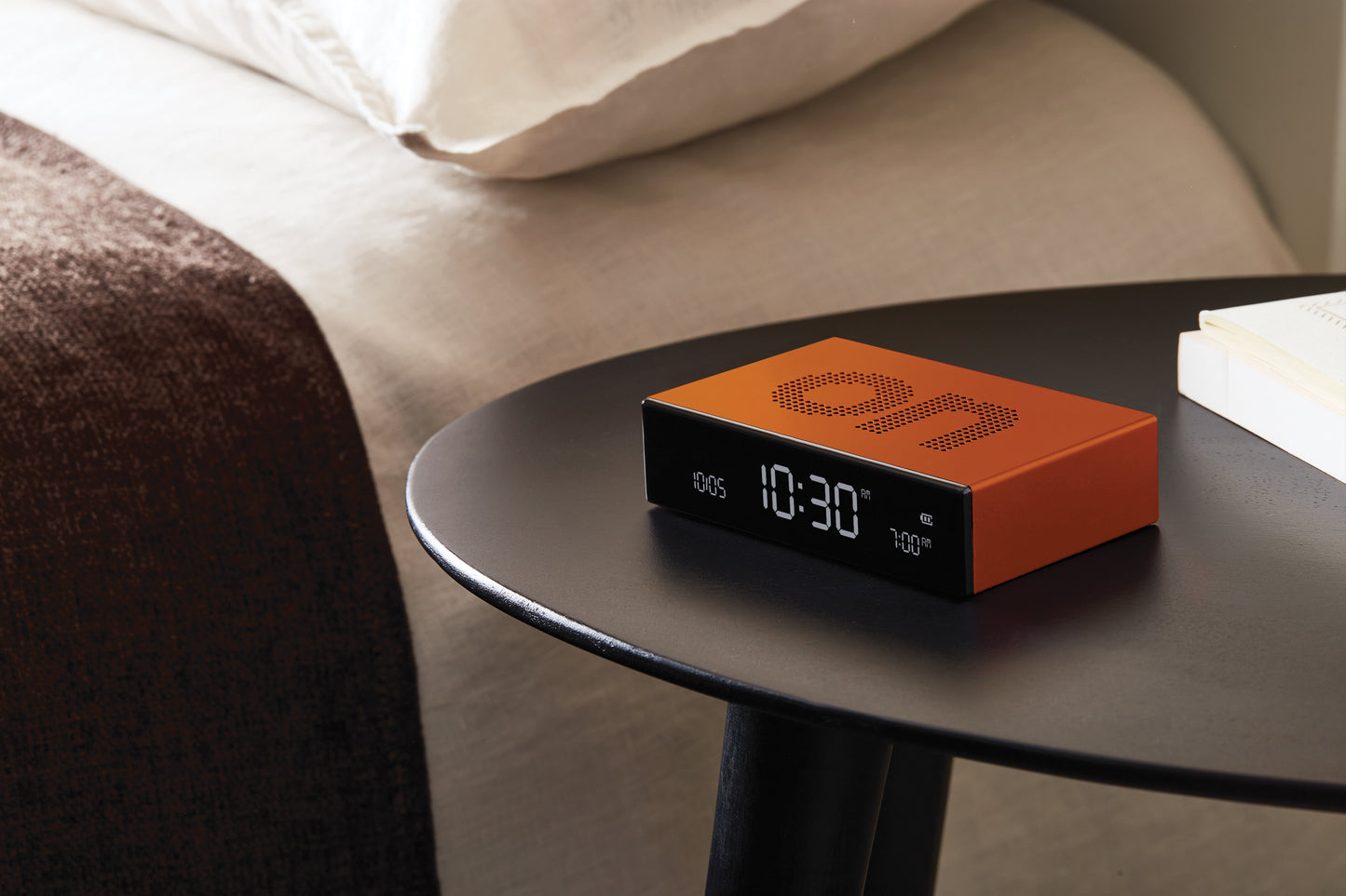 Digitale wekker Flip Classic - Premium - Orange | Lexon