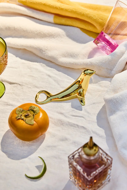 Blu Seal Bottle Opener - gold stainless steel | Here's How - de inKijk