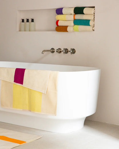 Badhanddoek - Martens & Martens collectie - Yellow/Fuchsia | SUITE702