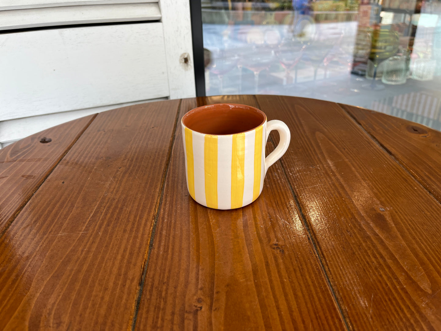 Straight Mug - thick vertical lines | A Loja Da Ceramica