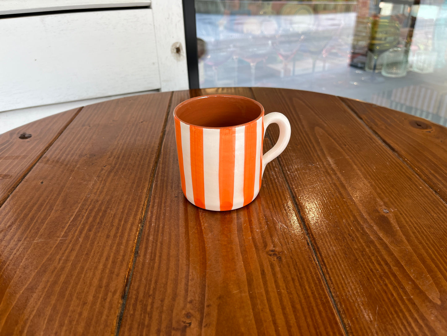 Straight Mug - thick vertical lines | A Loja Da Ceramica