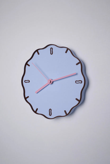 Wallclock Margherita - Skyblue/Brown/Pink | Warren & Laetitia