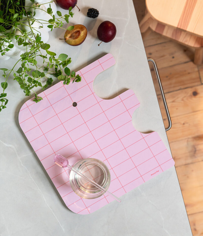 Chop & serve board Elephant - Pink - Medium | Muurla - de inKijk