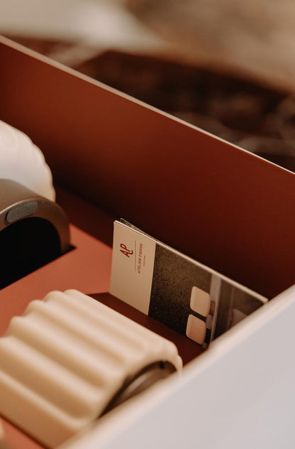 Dentelles luxe giftbox - earth | Atelier Pierre