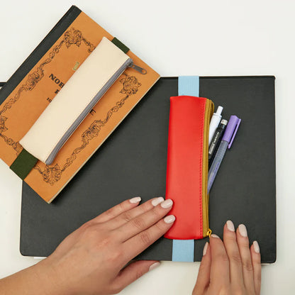 Pencil Pouch - 4 kleuren | Kikkerland - de inKijk