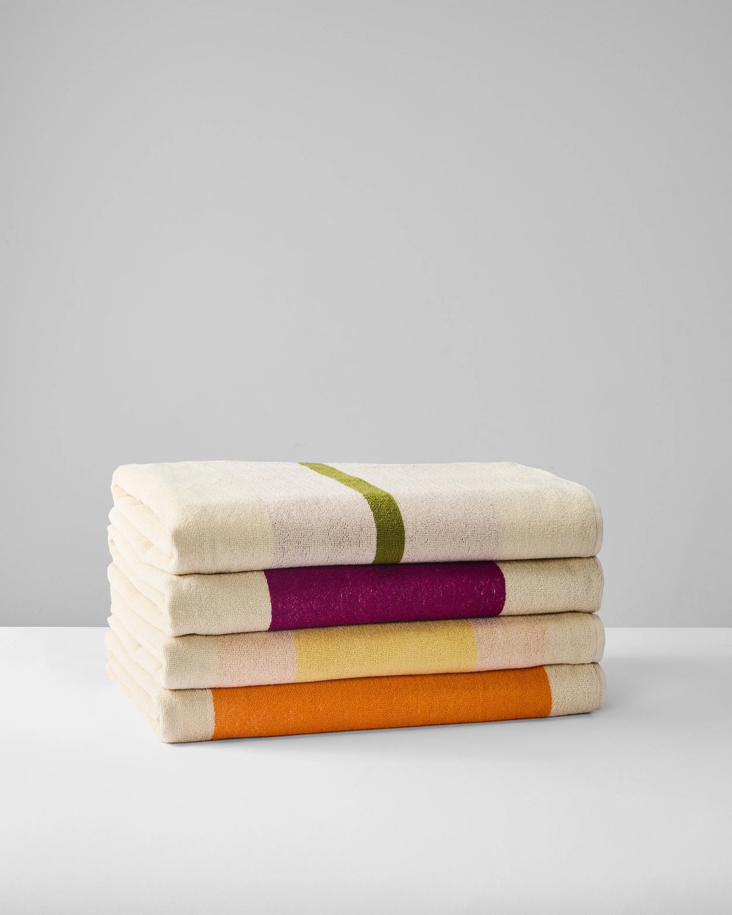 Strandlaken - Martens & Martens collectie - Pink/Turquoise/Lime/Red | SUITE702