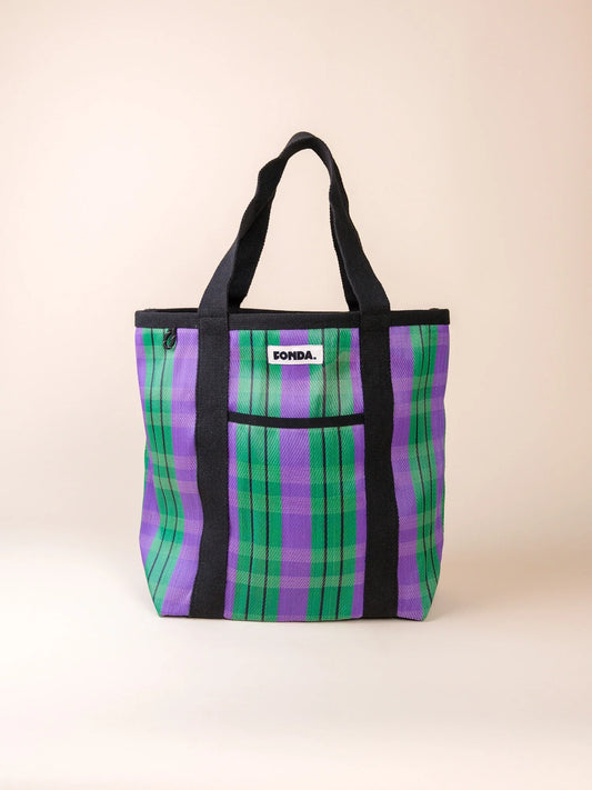 Shopper - 002 | Fonda