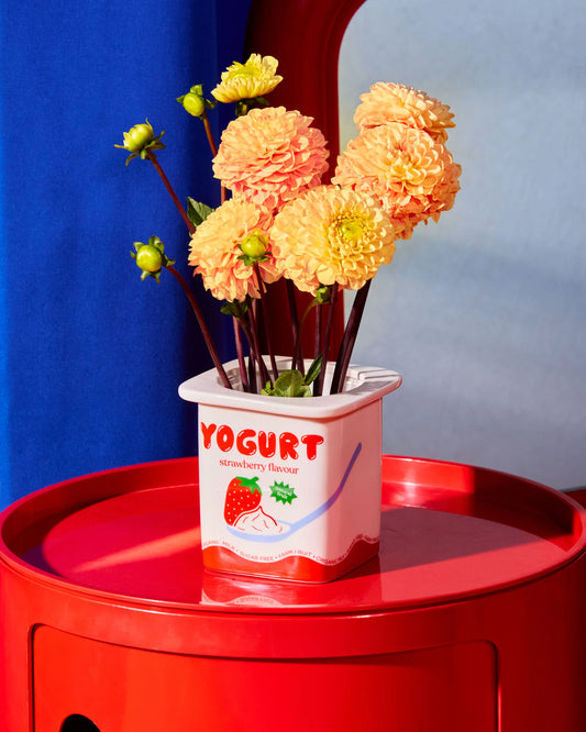 Vase strawberry yoghurt | Fluid market