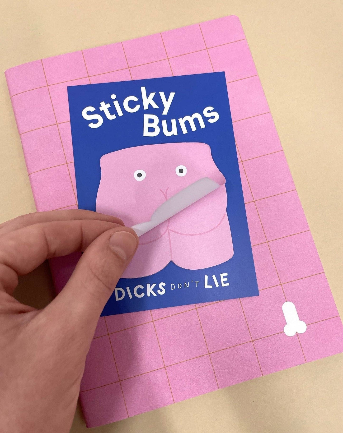 Memo Notes – Sticky Bums | Dicks don't Lie