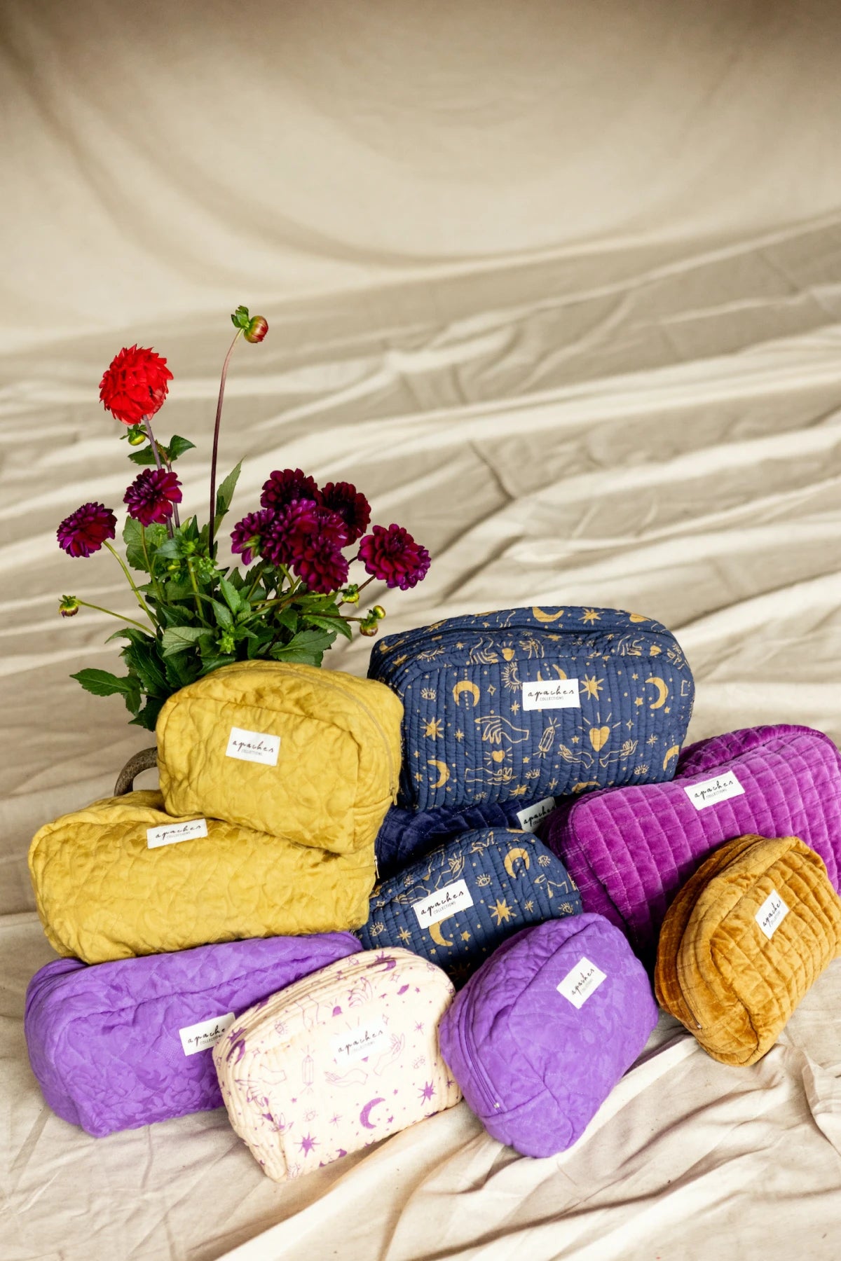 Big Trousse Gayane Velours - Dahlia | Apaches - de inKijk