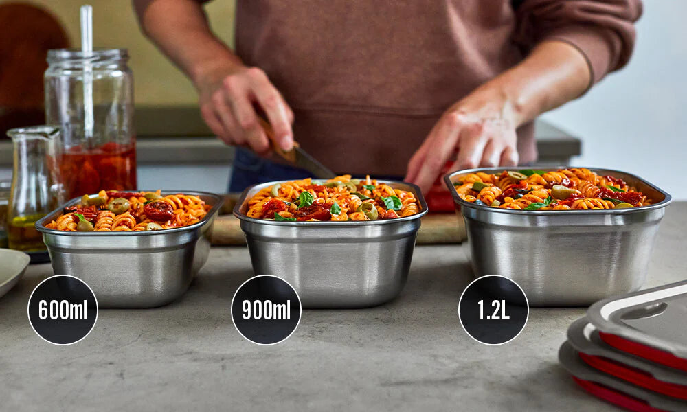 Steel Food Box - Medium - Grey/Red | Black+blum - de inKijk