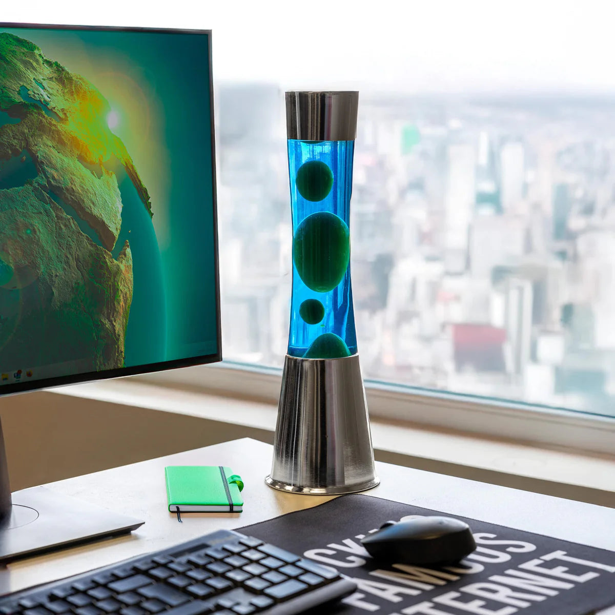 Green lava lamp - chrome base - blue liquid - 40 cm | Fisura - de inKijk