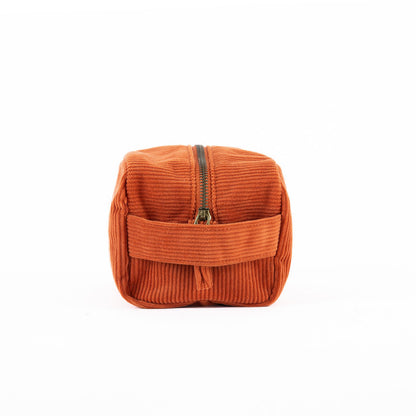 Toiletry bag corduroy willow - rust | Alaskan Maker - de inKijk