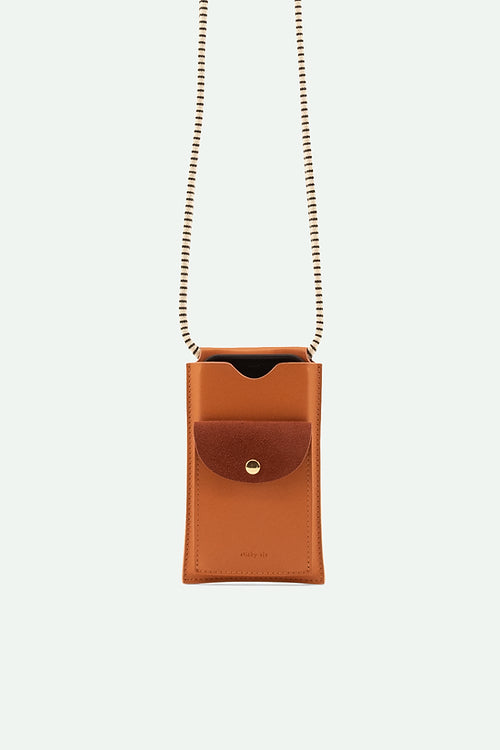 Phone pouch - ton sur ton - croissant brown | Sticky Sis
