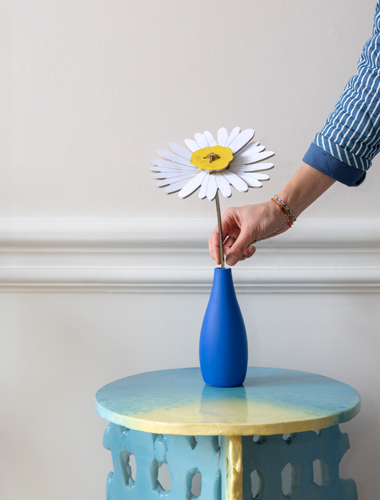 Daisy - everlasting flower | Studio Roof