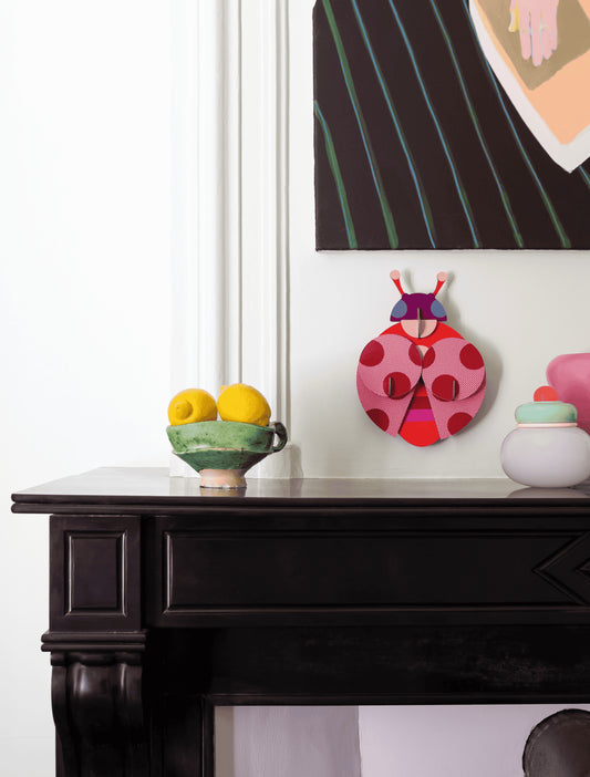 Dotted Lady - muurdecoratie | Studio Roof