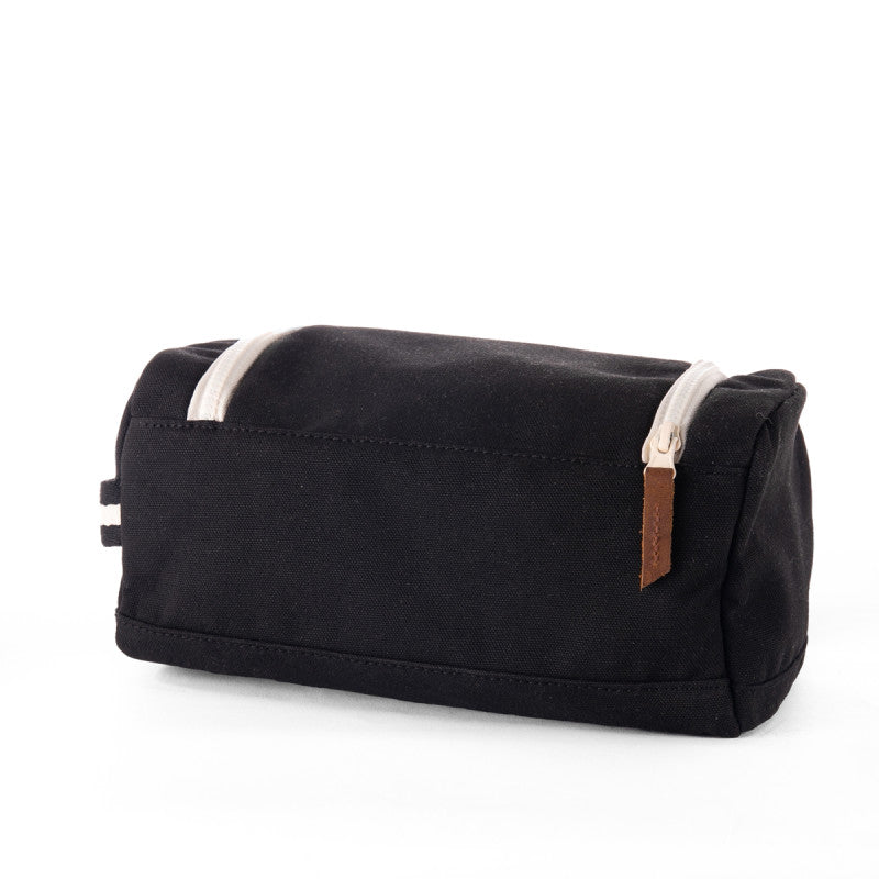 Eco-friendly toiletry bag Kenaï - black | Alaskan Maker - de inKijk