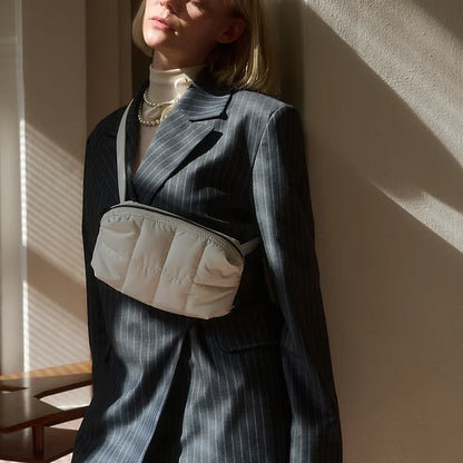 Cilou Puffy Belt Bag - white | Tinne + Mia - de inKijk