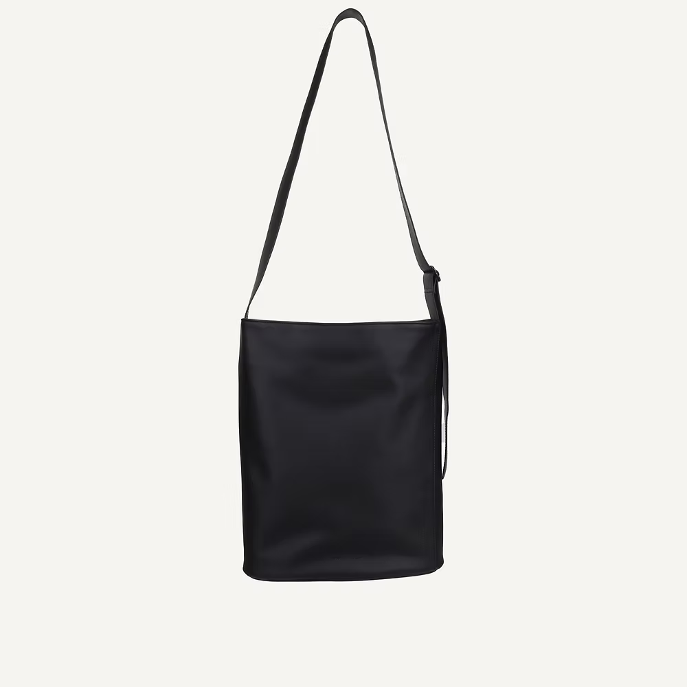 Naomi crossbody shopper - black | Monk & Anna