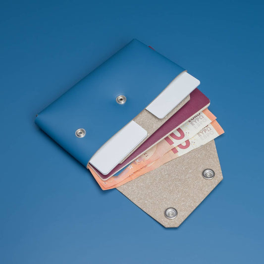 Travel Wallet - Blue - Recyled Leather | LEMUR