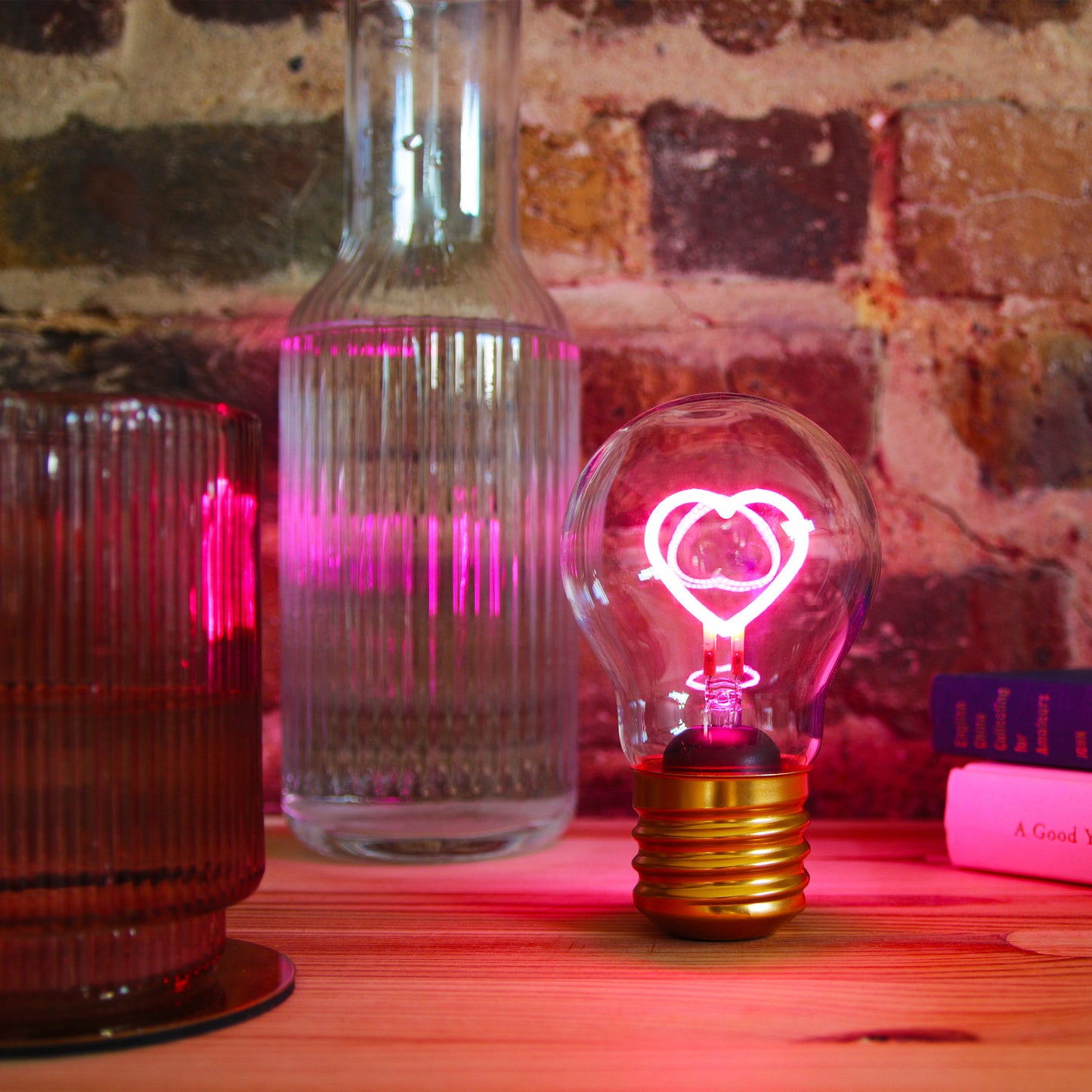 Cordless Heart Lightbulb | Suck UK