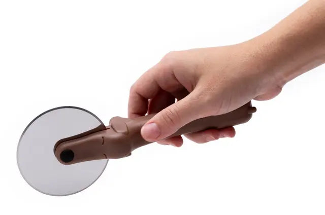 Puperoni - pizzacutter | PELEGDESIGN