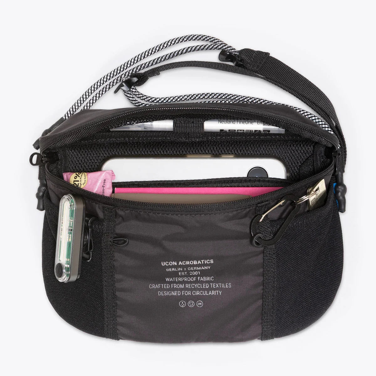 Jona Large Bag - Air - Black | Ucon Acrobatics