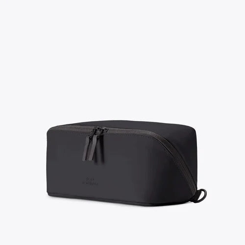 Miyu Toiletry Bag - Black | Ucon Acrobatics