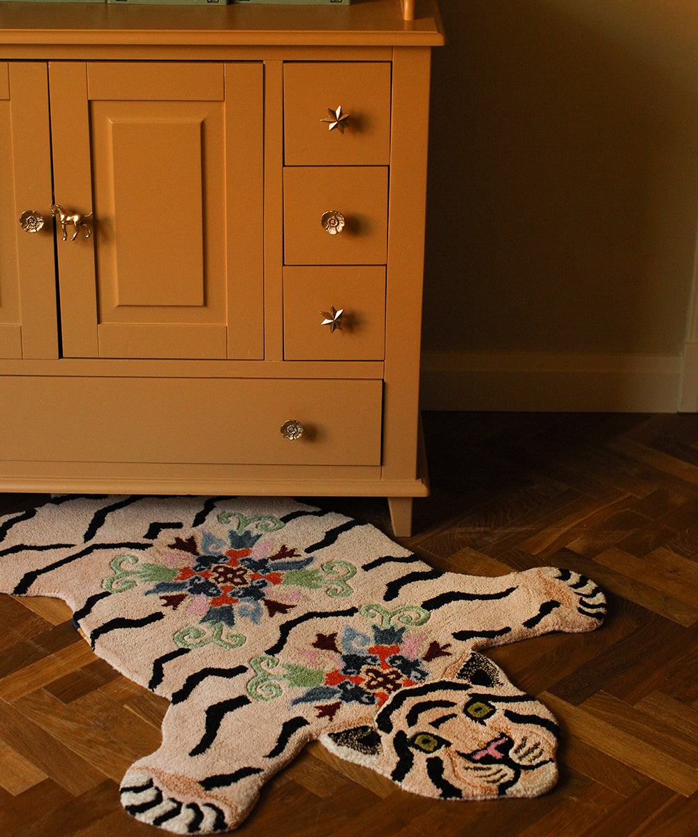 Mahee Majestic Tiger Rug - Small | Doing Goods