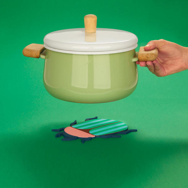 Trivet - The Beetles - pink | Balvi