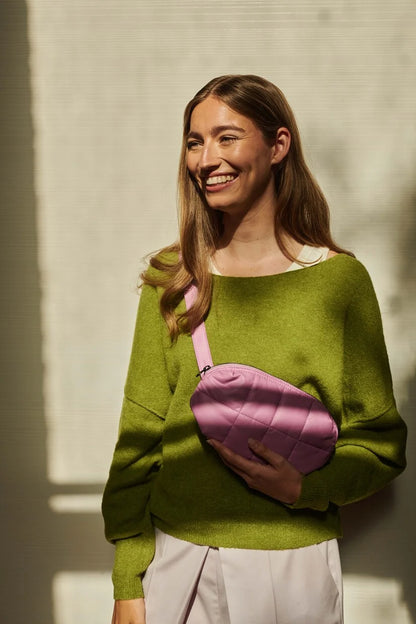 Cilou Puffy Belt Bag - pale pansy | Tinne + Mia - de inKijk