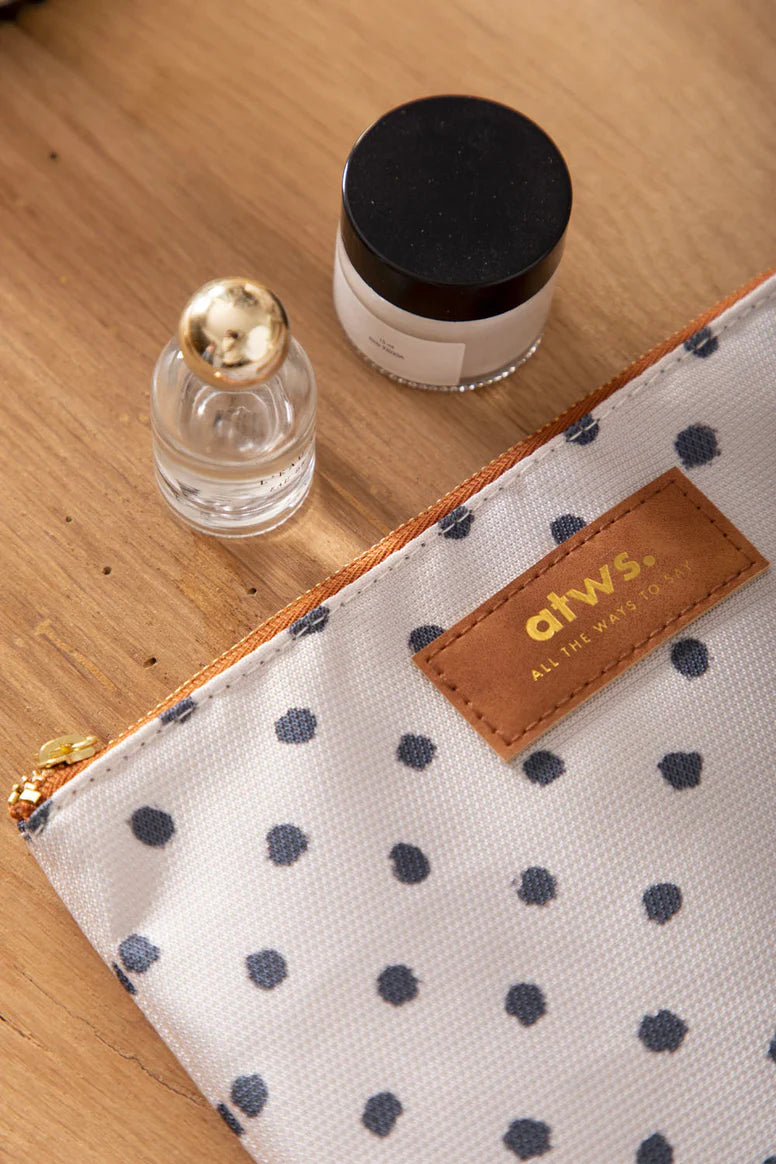 Pouch bag - Painted Dots | All the ways to say - de inKijk