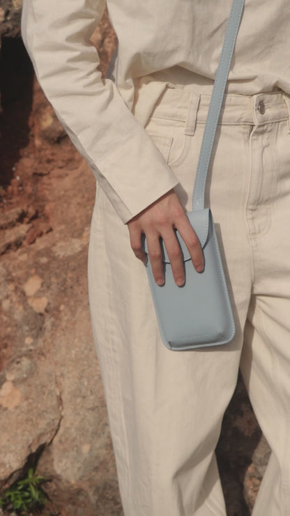 Phone pouch - cloud | Monk & Anna