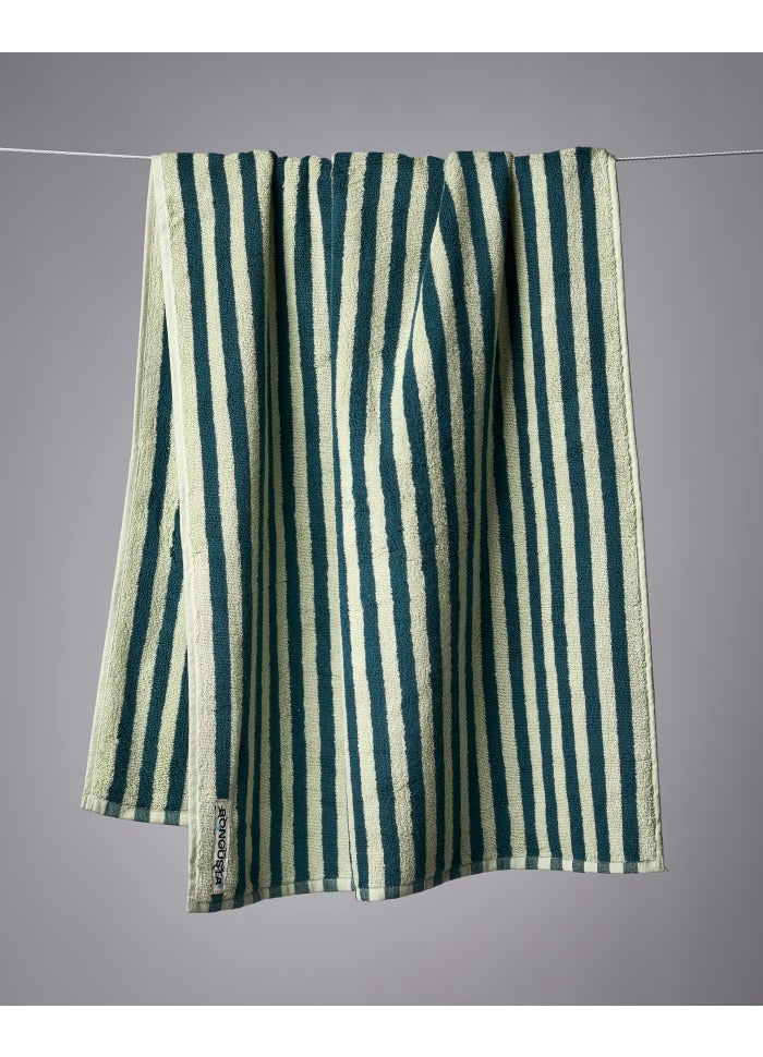 Naram bath towel - sea foam & deep teal | Bongusta - de inKijk