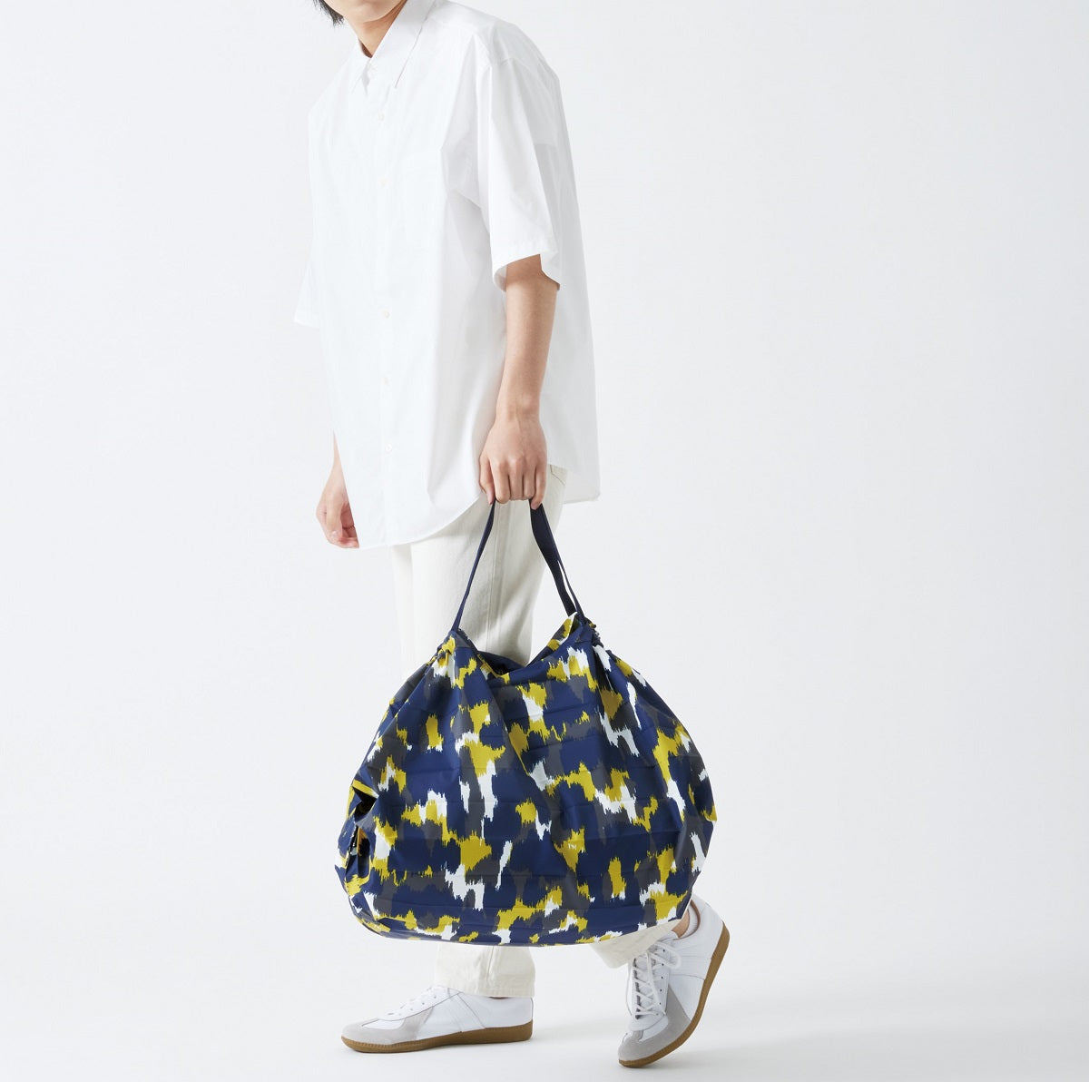 Shupatto foldable bag L - Shade of Trees | Shupatto