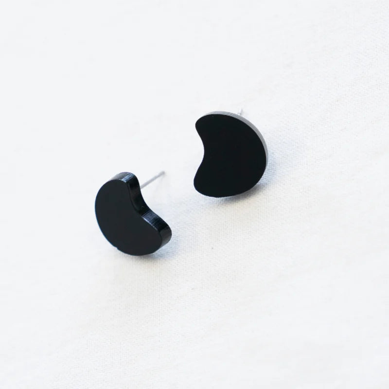 STUD.04 - zwart | Studio Nok Nok - de inKijk