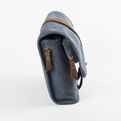 Hanging Toiletry Bag TRAPPER - navy blue | Alaskan Maker