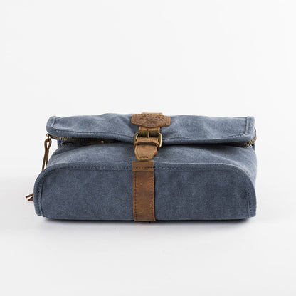Hanging Toiletry Bag TRAPPER - navy blue | Alaskan Maker