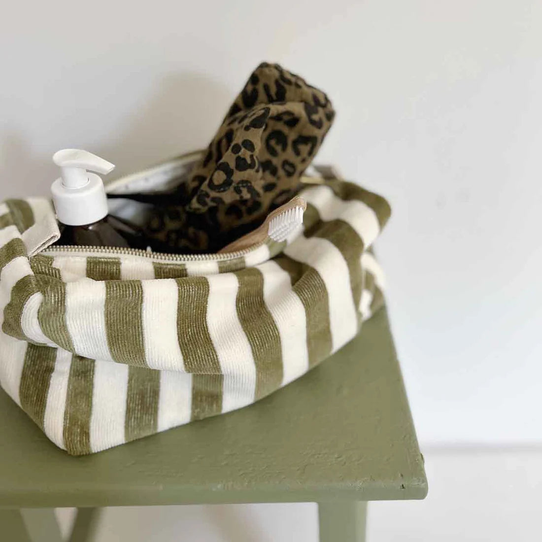 Wash bag - Vic - Khaki Stripes - Terry | Rose in April