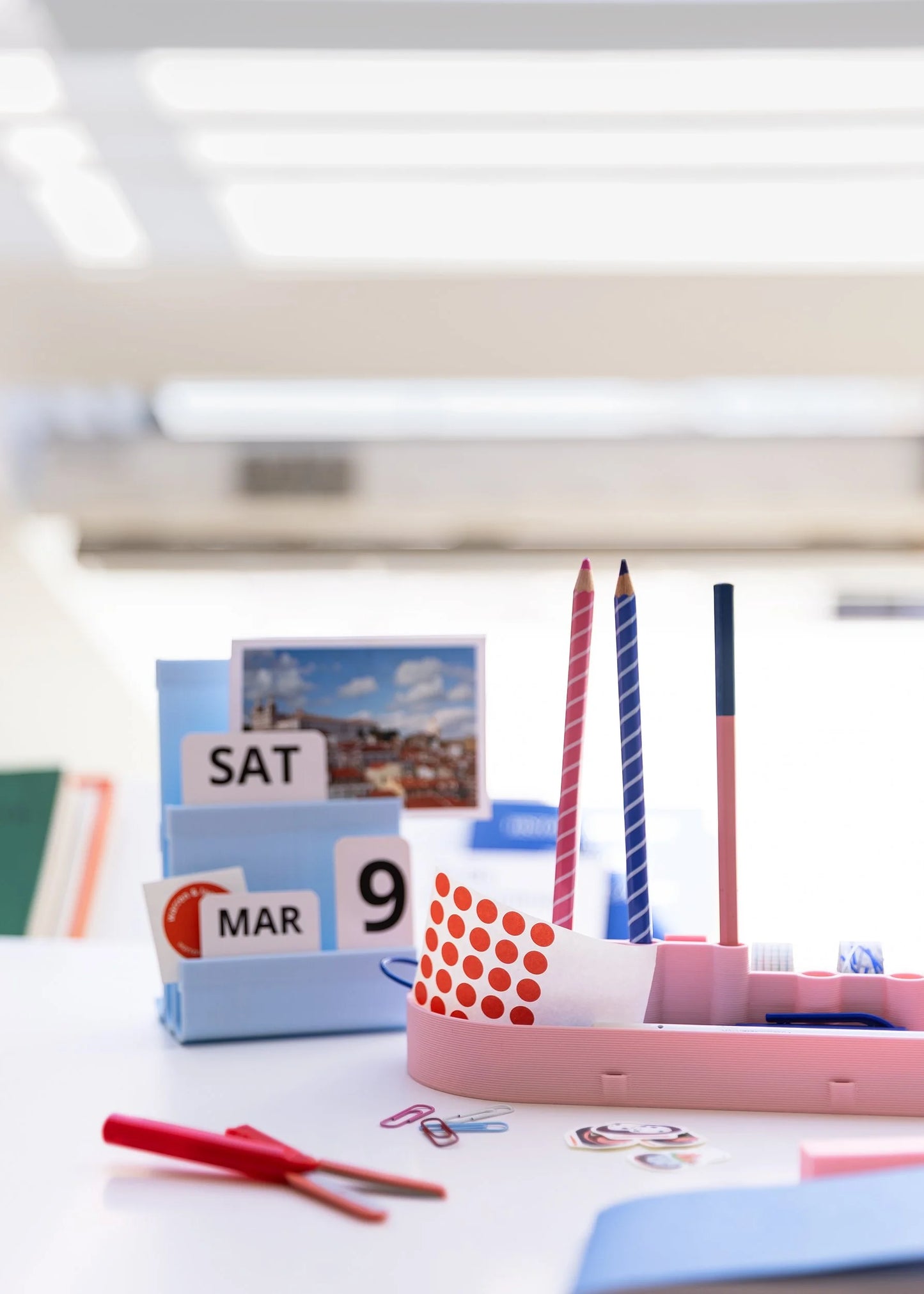 Charlie Toolbox - rood | Warren & Laetitia