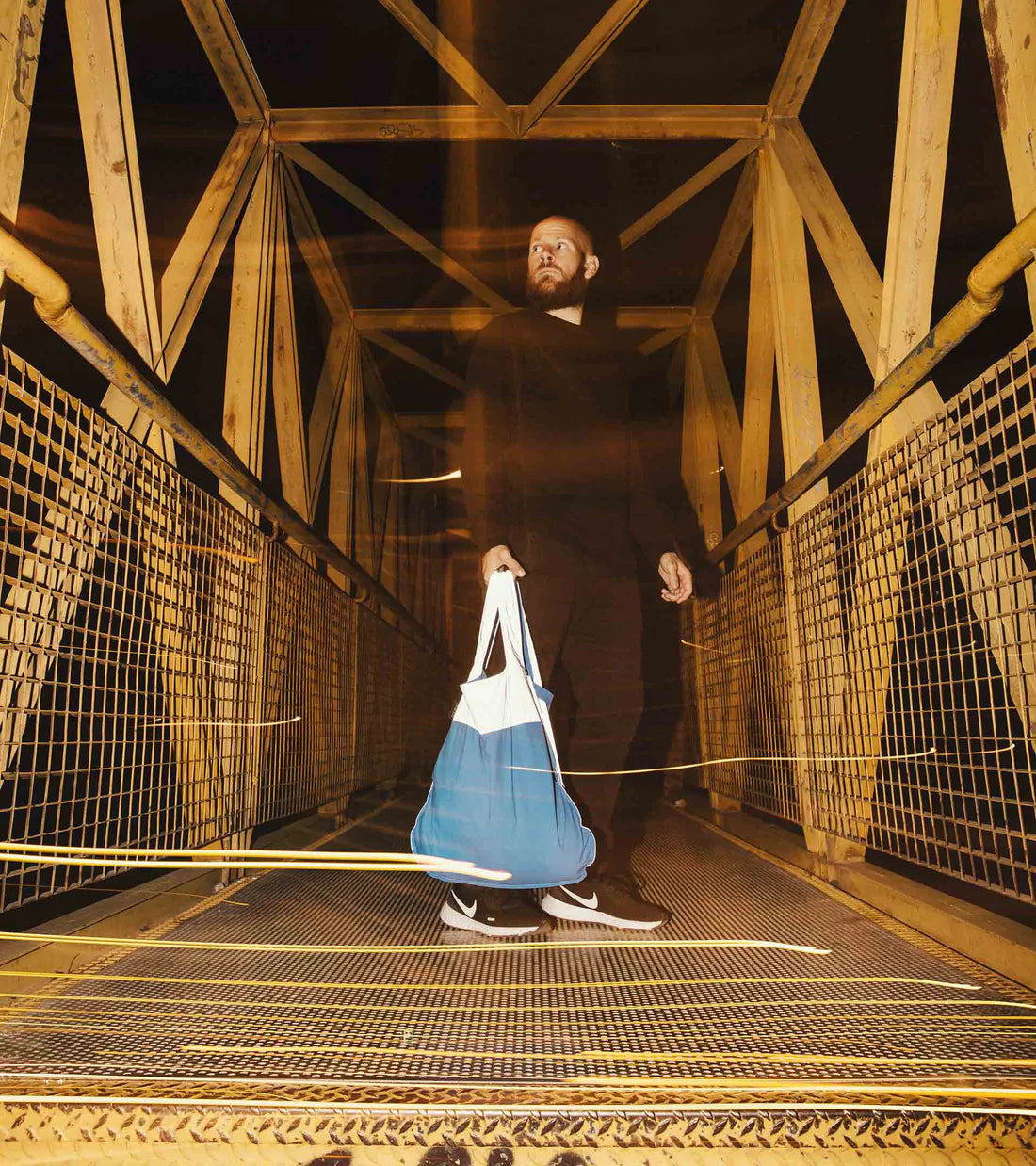 Rugzak en schoudertas in één - Reflective blue | Notabag