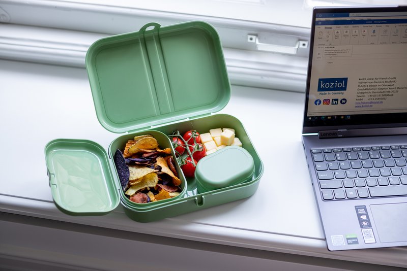 Pascal ready lunchbox + bestek | Koziol - de inKijk