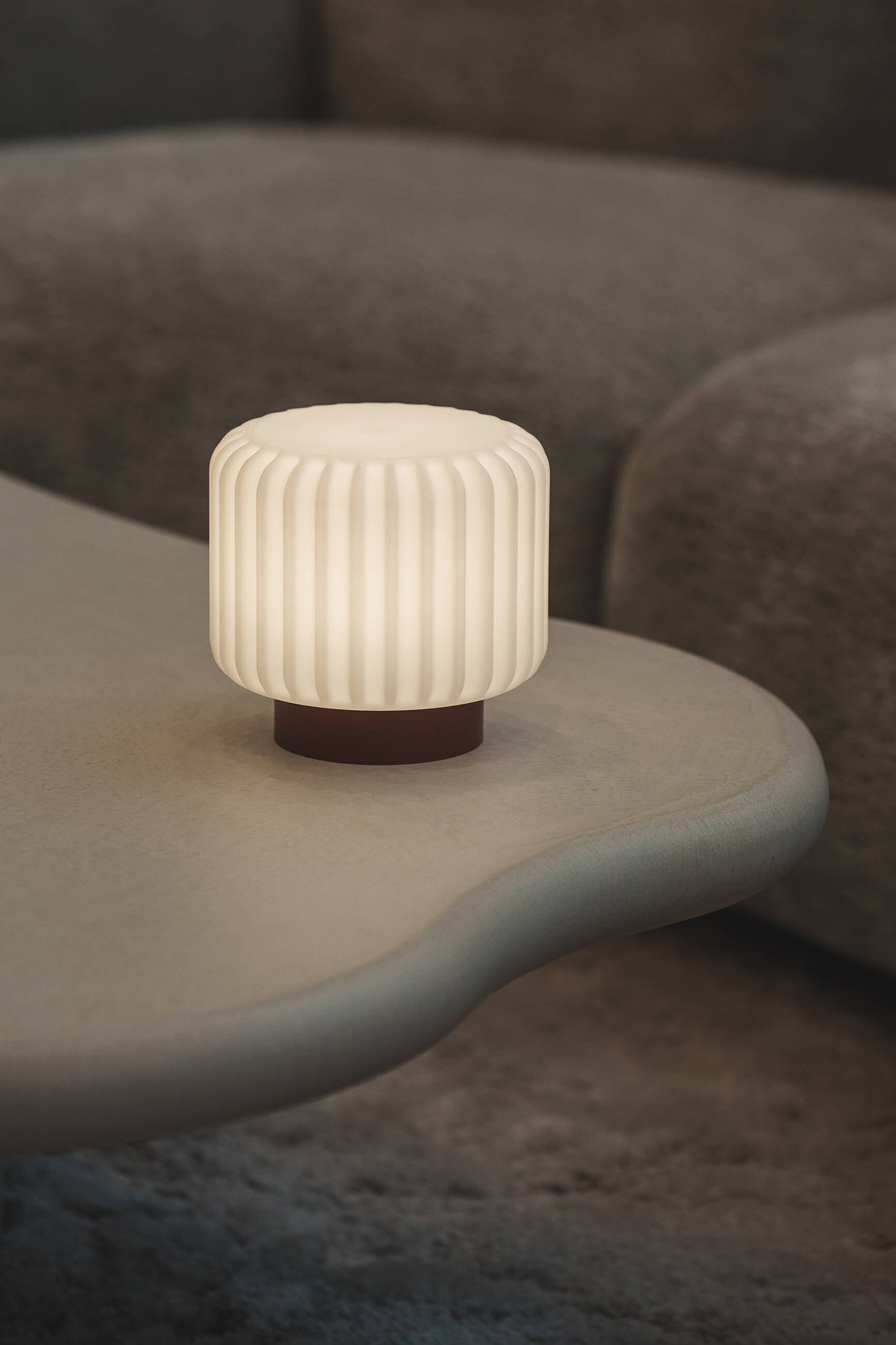 Dentelles lamp -  laag - zwart | Atelier Pierre - de inKijk