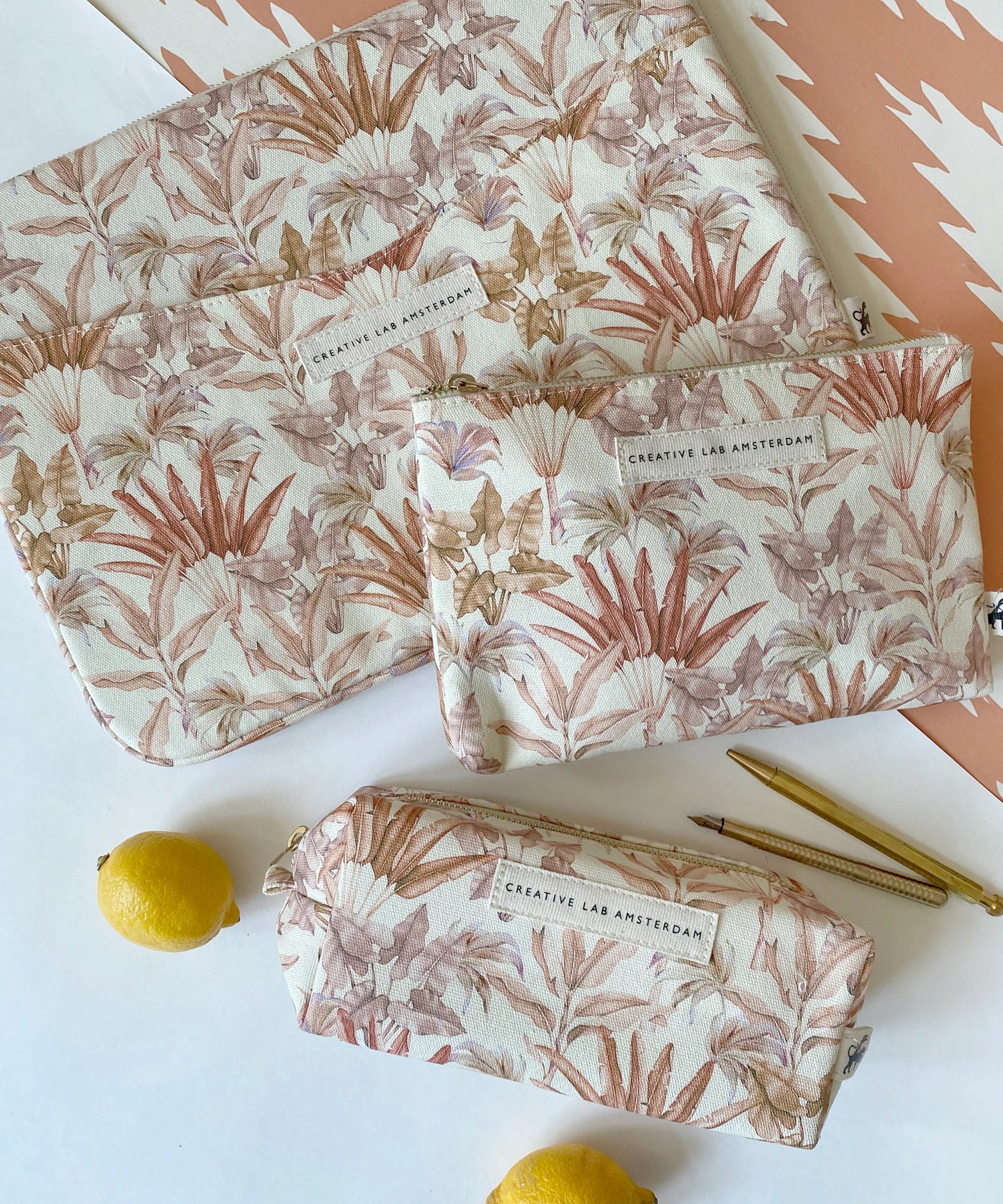 Laptophoes - 13 inch - Terra Leaves  | Creative Lab Amsterdam
