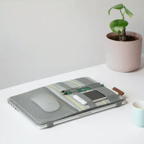 FOLD - 2-in-1 portable desktop organizer - 3 kleuren | Beblau - de inKijk