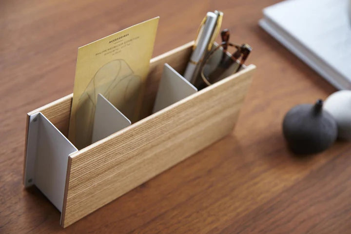 Organizer voor afstandsbediening/ bureaumateriaal - 2 kleuren | Yamazaki - de inKijk