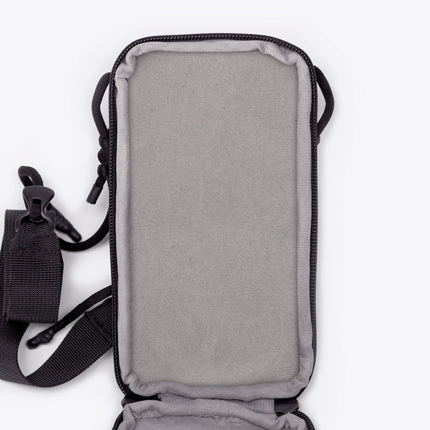 Matteo bag - asphalt reflective | Ucon Acrobatics - de inKijk