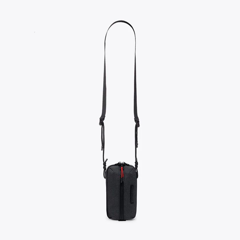 Matteo bag - asphalt reflective | Ucon Acrobatics - de inKijk